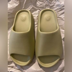 Authentic Yeezy Slides